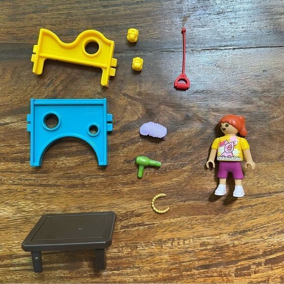 Lot of Random Playmobil Items with Figurine - Picture 2 of 8